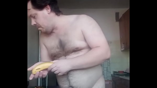 This banana serves as a dick in my ass!